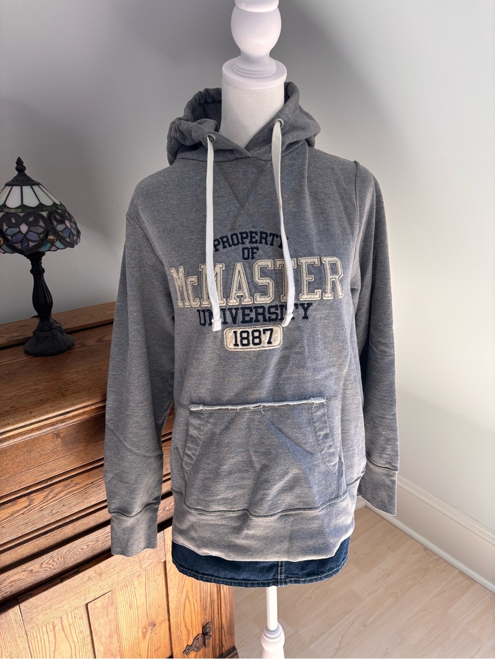 McMaster University Hoodie 🤍